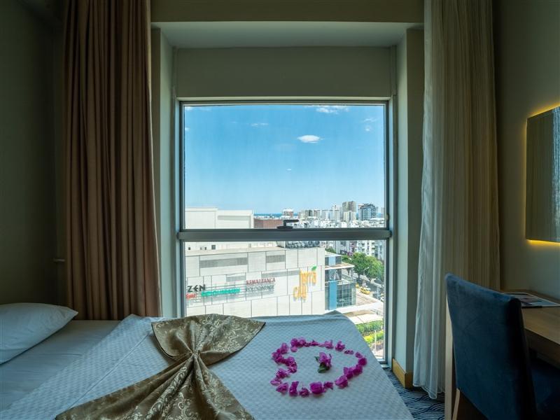 City Live Hotel - Oda