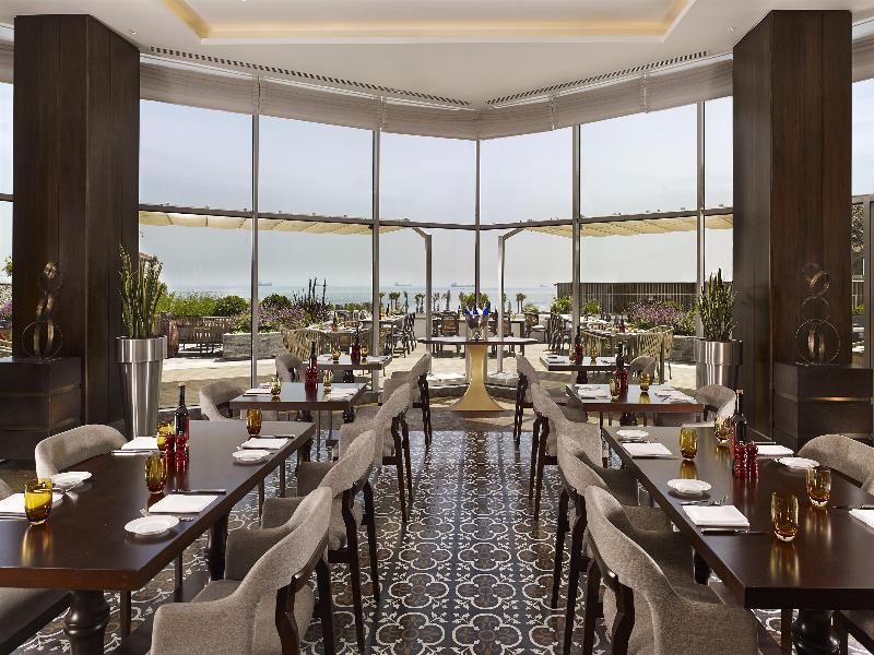 Hyatt Regency Istanbul, Atakoy - Restoran