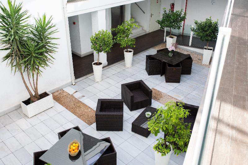La Boutique Puerta Osario - Teras
