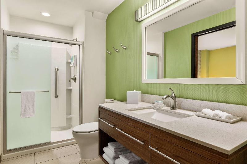 Home2 Suites New York Long Island City/Manhattan - Lobi