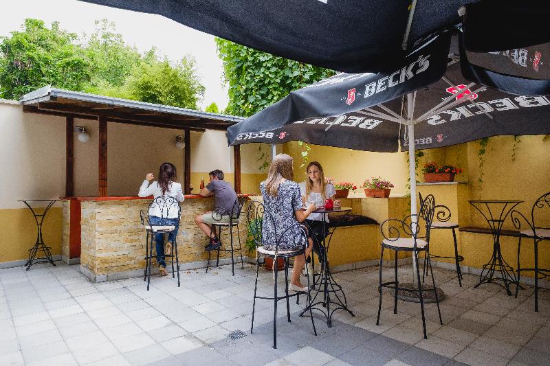 Vila Bulevar - Teras