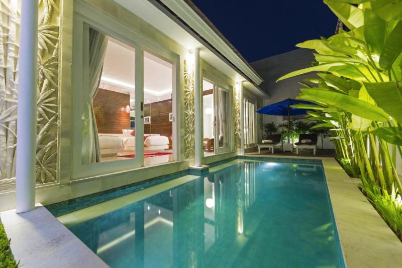 Bajra Bali Villa Seminyak - Oda