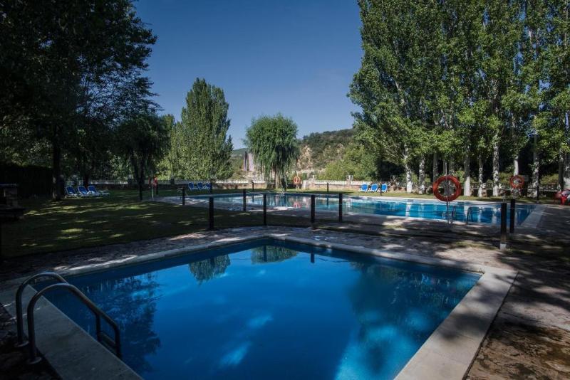 Camping & Bungalows Ligüerre de Cinca - Havuz