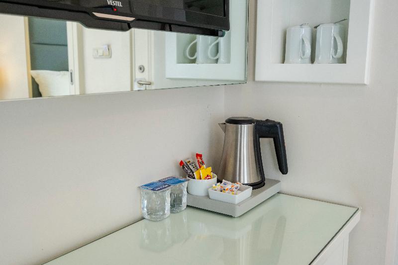 Ten Rooms Hotel - Oda