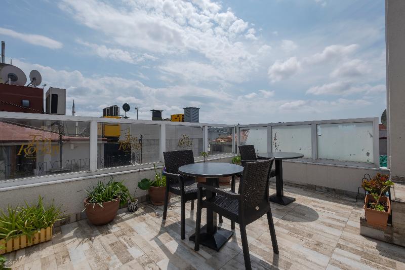 Ten Rooms Hotel - Teras
