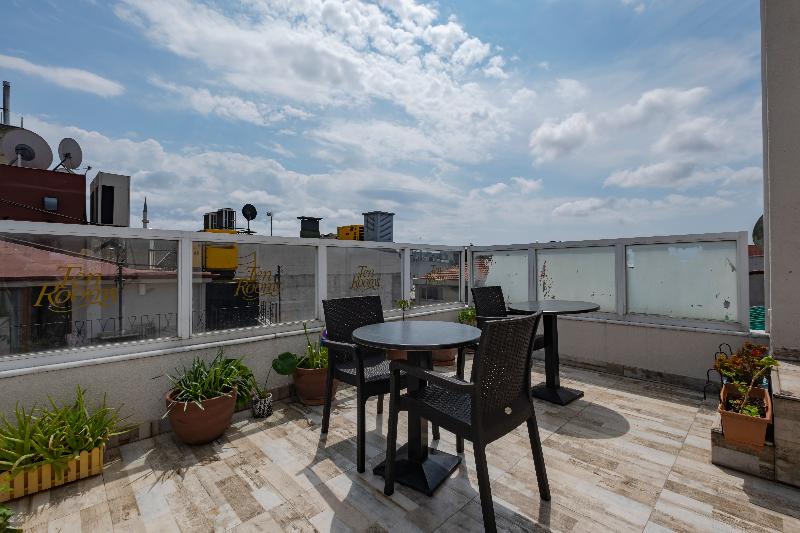 Ten Rooms Hotel - Teras