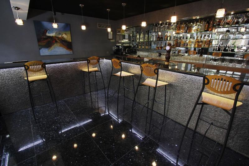 Casablanca Suites & Spa - Bar
