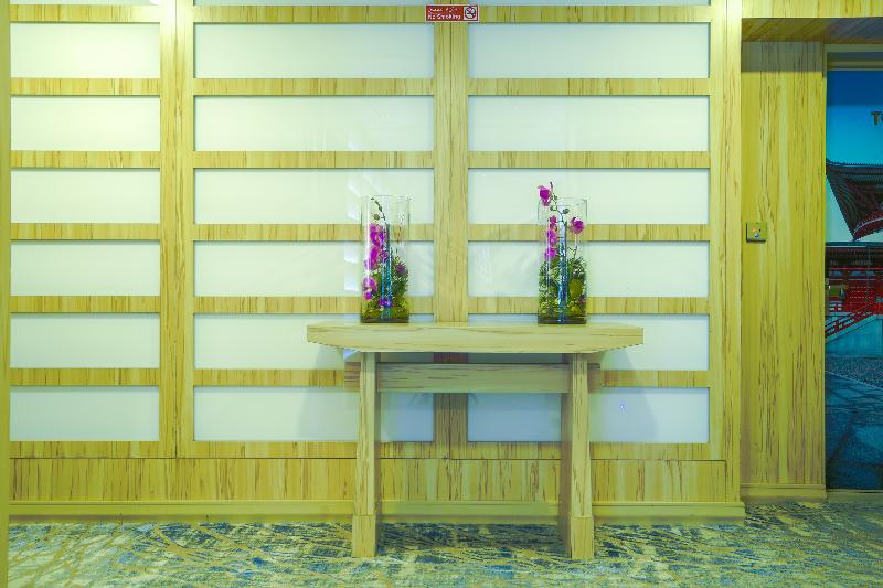 Palette Royal Reflections Hotel and Spa Dubai - Lobi