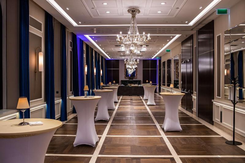 Radisson Blu Beke Budapest - Lobi