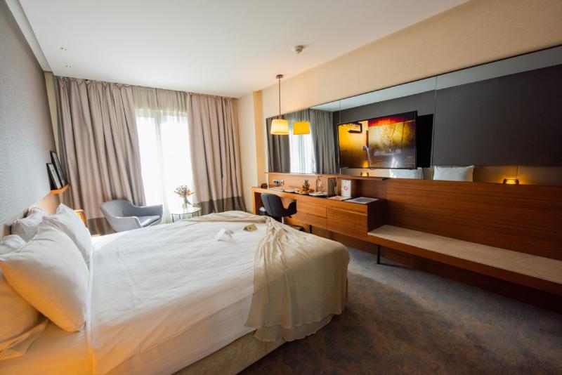 Dosso Dossi Hotels Downtown - Oda