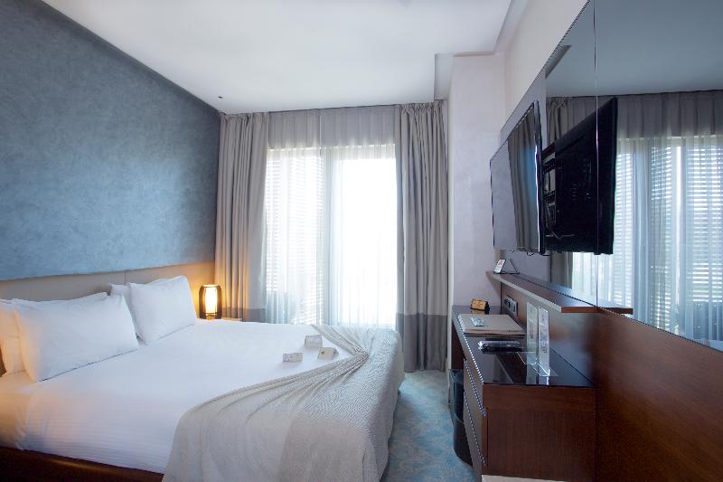 Dosso Dossi Hotels Downtown - Oda