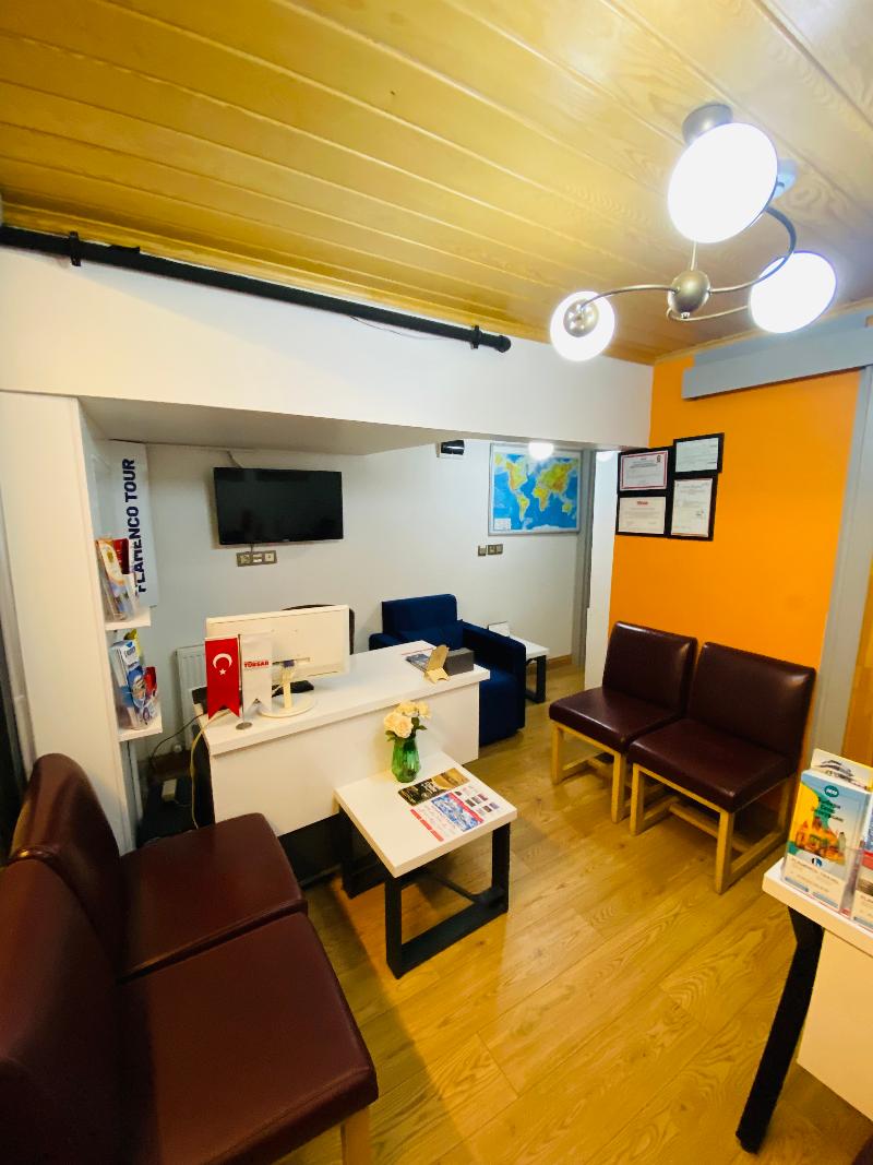 Unique Suite Hotel - Lobi