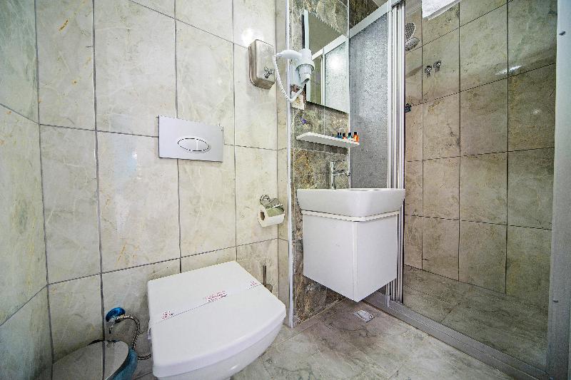 Unique Suite Hotel - Oda