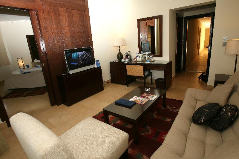 Grand Tala Bay Resort - Oda