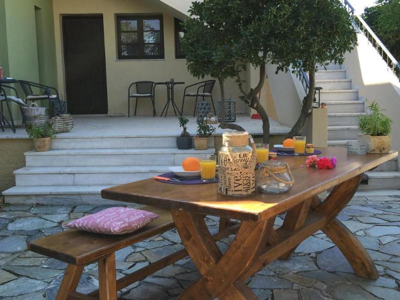 Evangelos Apartments - Genel