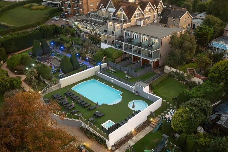 Luccombe Hall Country House Hotel - Genel