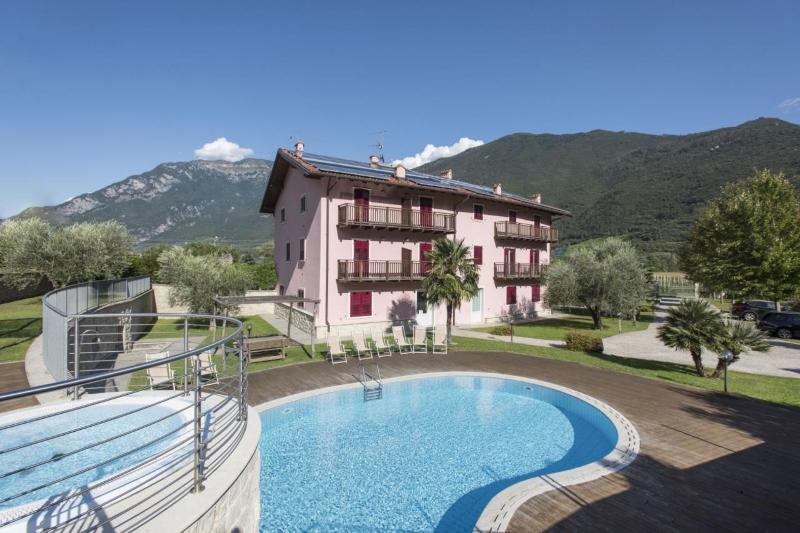 Residence La Vigna - Havuz
