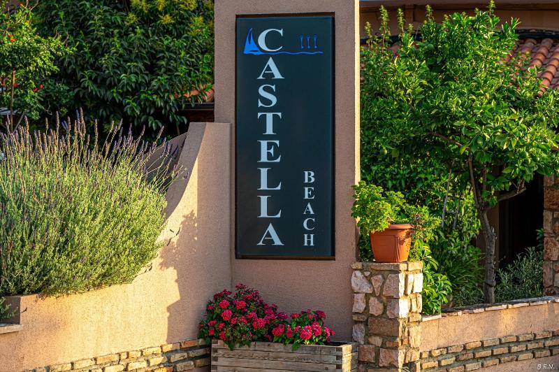 Castella Beach - Genel
