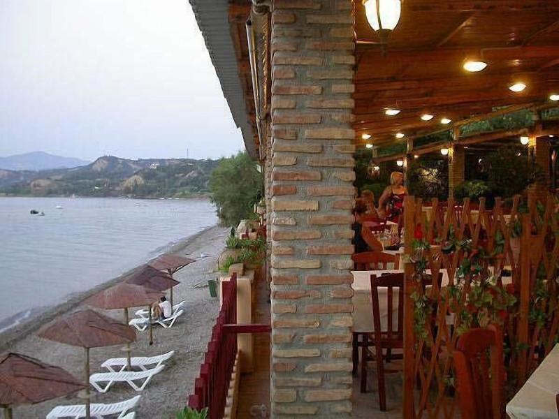 Castella Beach - Genel
