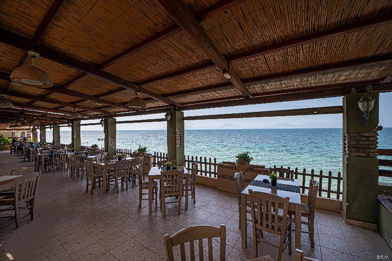 Castella Beach - Restoran