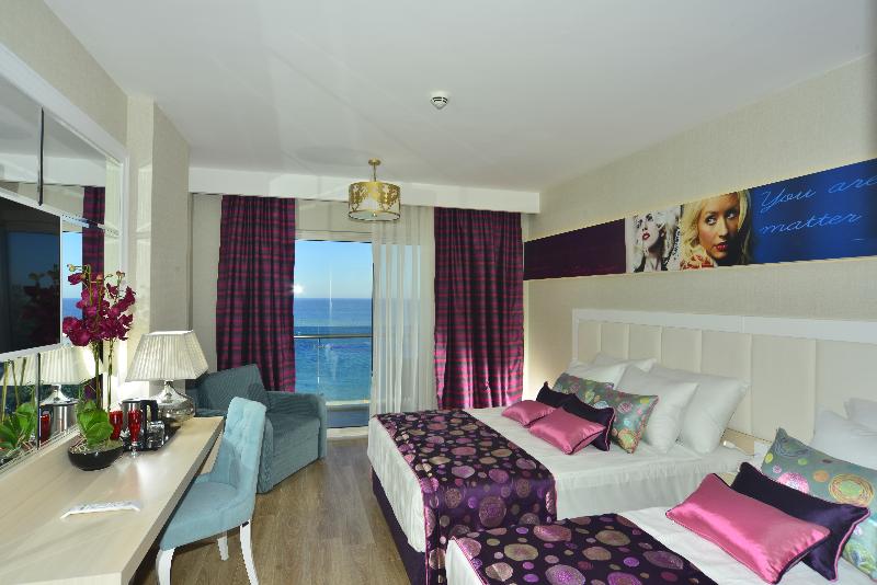 Azura Deluxe Resort & Spa Avsallar - Oda