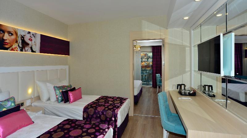 Azura Deluxe Resort & Spa Avsallar - Oda