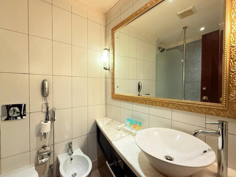 Sunday Suites Excelsior Hotel Deira - Oda
