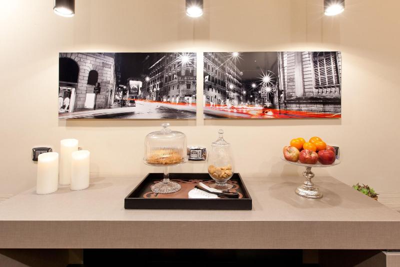 Quirinale Luxury Rooms - Lobi