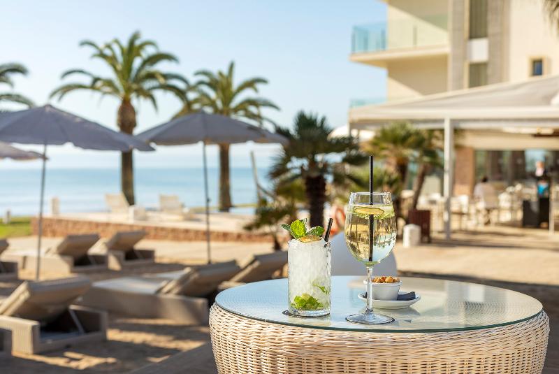 Melbeach Hotel & Spa - Teras