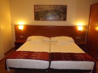 Hotel Reus Park otel fotoğrafı