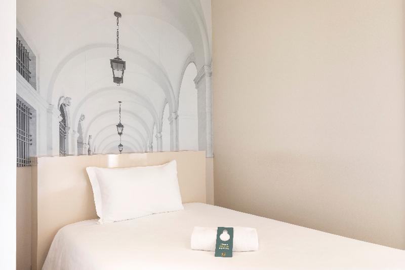 B&B Hotel Bergamo City - Oda