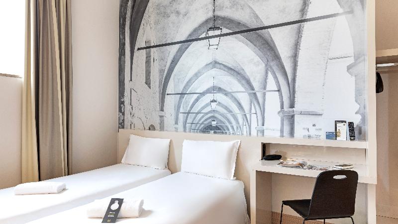 B&B Hotel Bergamo City - Oda