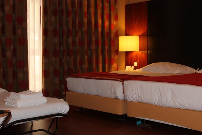 Leziria Parque Hotel - Oda