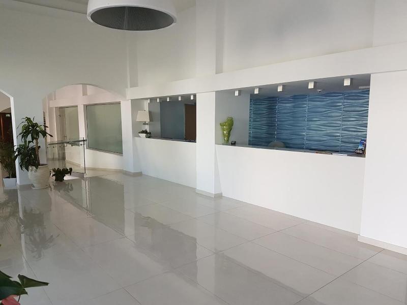 Melini Hotel Suites - Lobi
