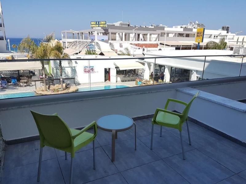 Melini Hotel Suites - Oda