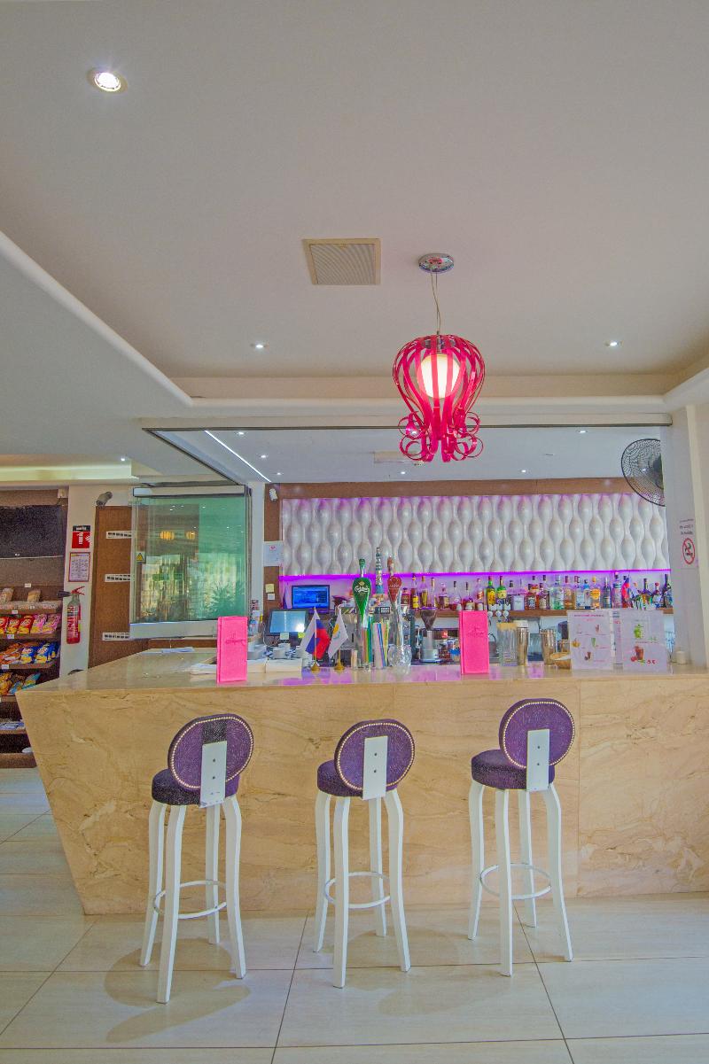 New Famagusta Hotel - Bar