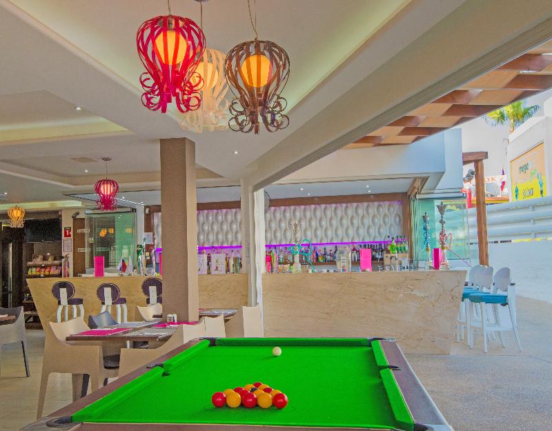 New Famagusta Hotel - Bar