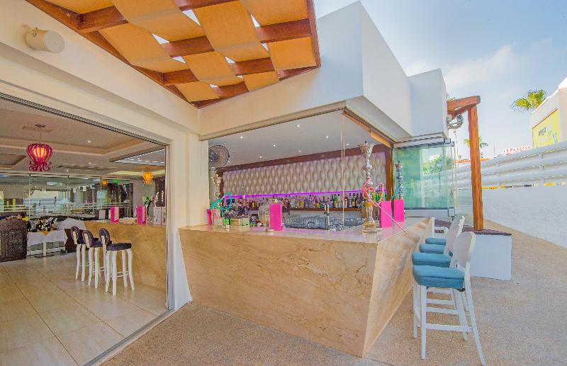 New Famagusta Hotel - Bar