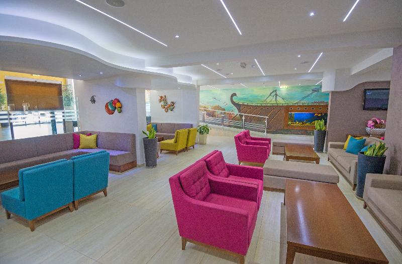 New Famagusta Hotel - Lobi