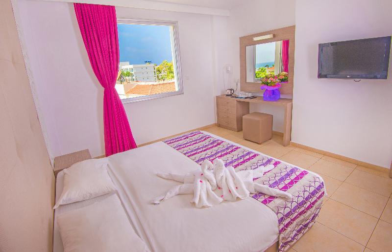New Famagusta Hotel - Oda