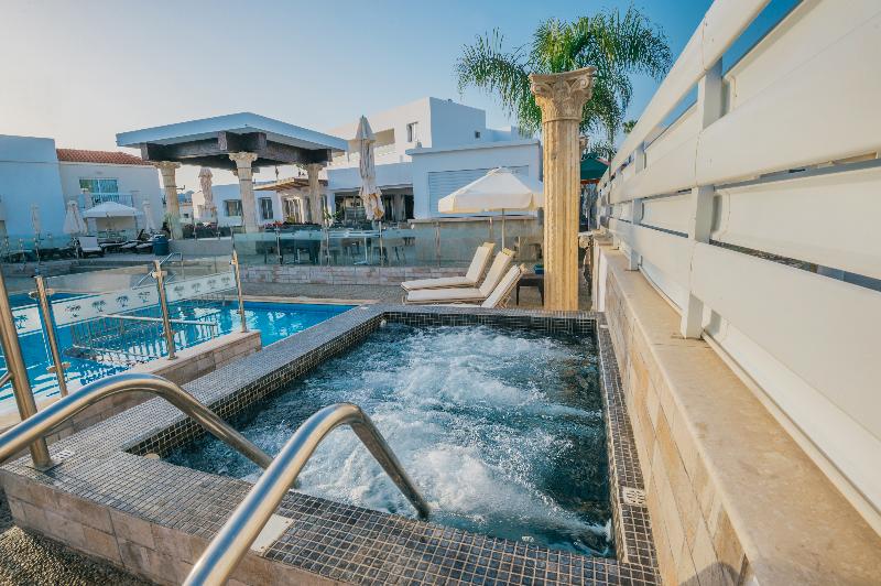 New Famagusta Hotel - Havuz