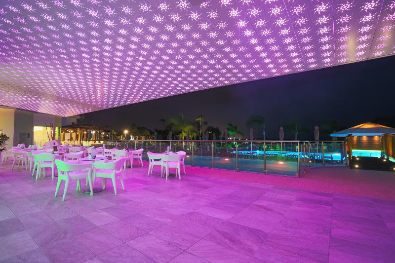 Vassos Nissi Plage Hotel & Spa - Bar