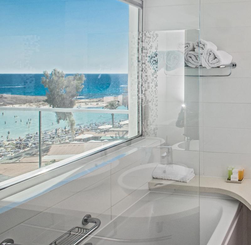Vassos Nissi Plage Hotel & Spa - Oda