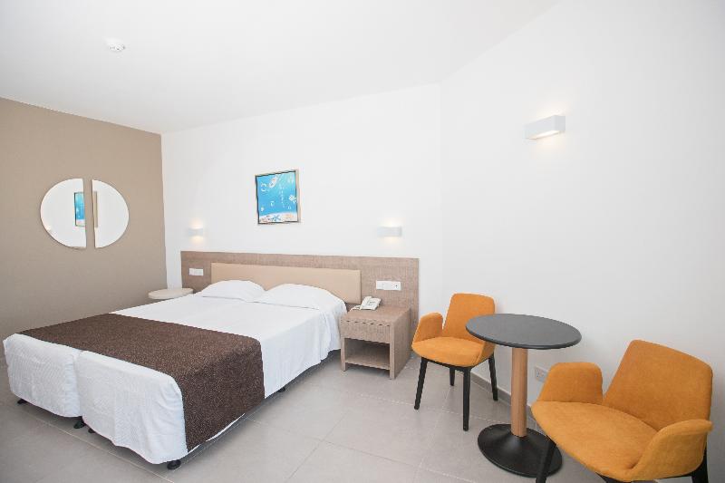 Vassos Nissi Plage Hotel & Spa - Oda