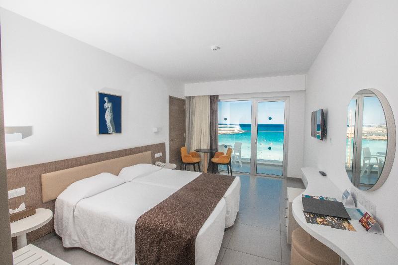 Vassos Nissi Plage Hotel & Spa - Oda