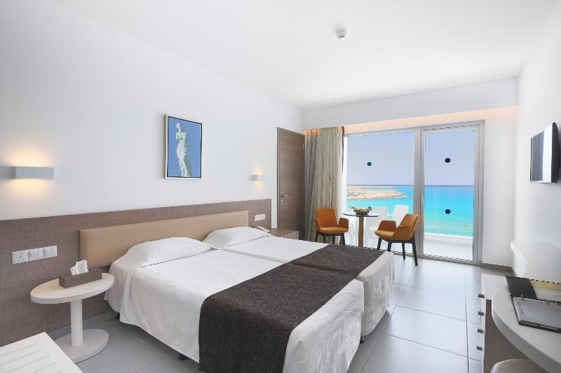 Vassos Nissi Plage Hotel & Spa - Oda