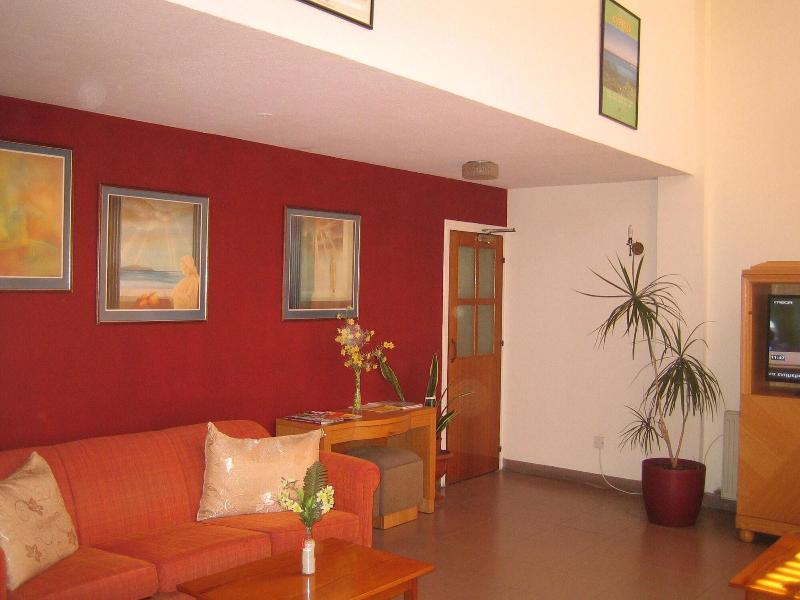 Onisillos Htl - Lobi