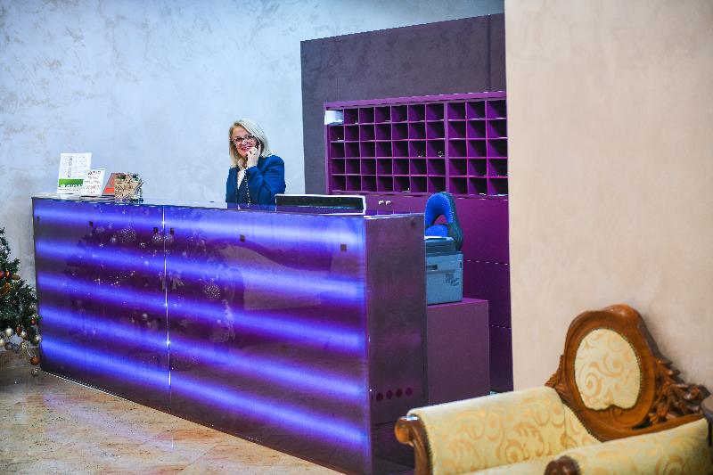 Hotel Zepter Palace - Lobi
