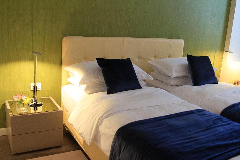 Best Western Premier Ark Hotel - Oda