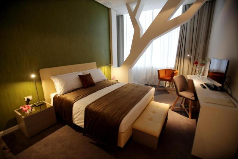 Best Western Premier Ark Hotel - Oda